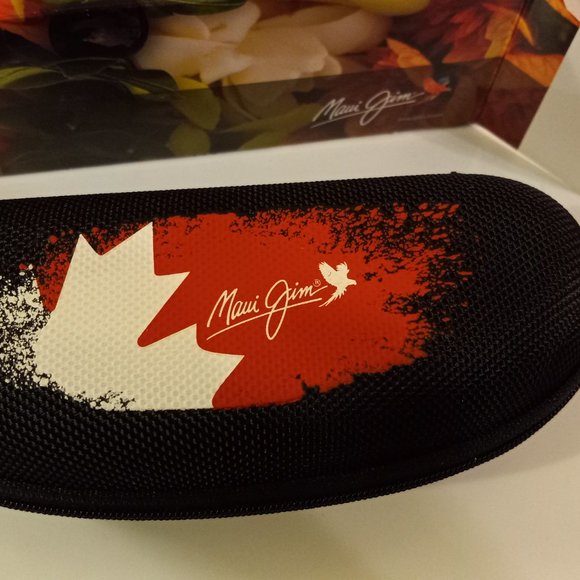 STINGRAY Polarized Wrap Sunglasses NIB Smoke/Pet Free House - Picture 5 of 13